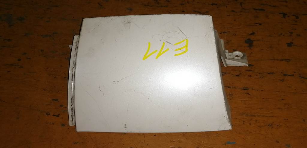 планка под стоп Nissan Note