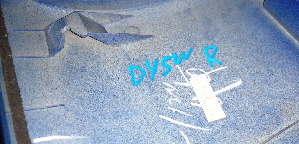 планка под стоп Mazda Demio