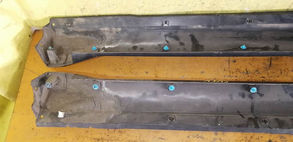 порог Mitsubishi Outlander