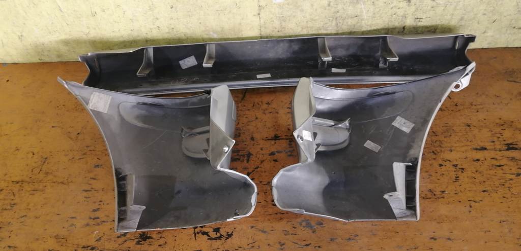 бампер Toyota Funcargo