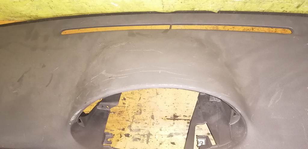 торпедо Toyota Sienta