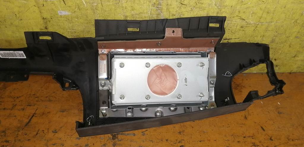 торпедо Nissan March