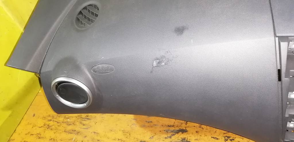 торпедо Mitsubishi Colt