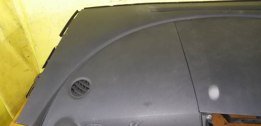 торпедо Mitsubishi Colt