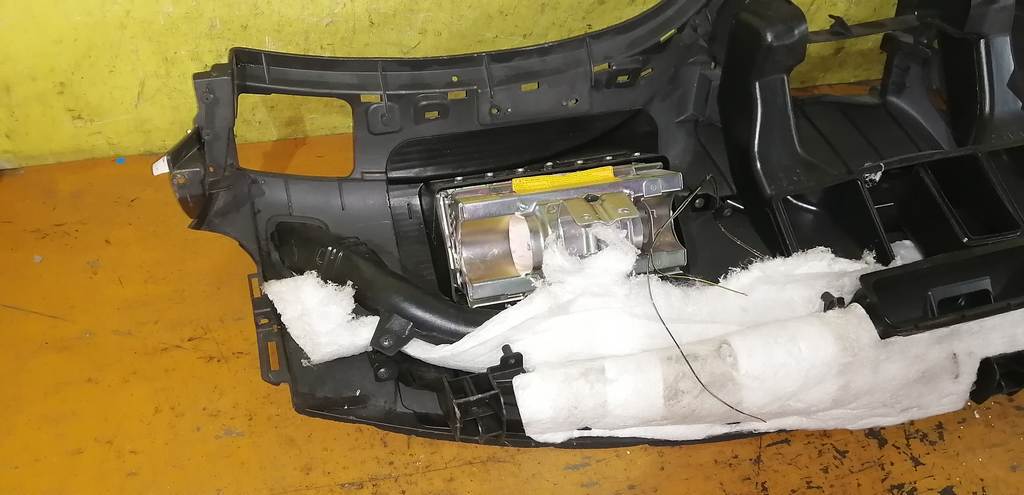 торпедо Subaru Impreza