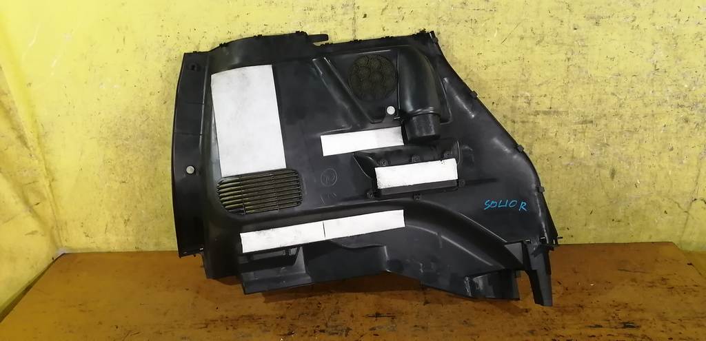 обшивка багажника Suzuki Solio