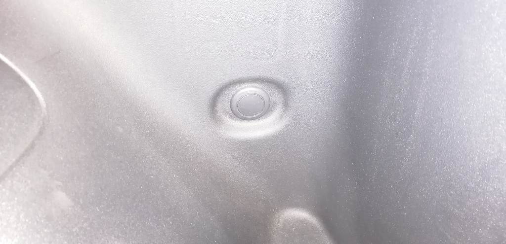 обшивка багажника Toyota Funcargo