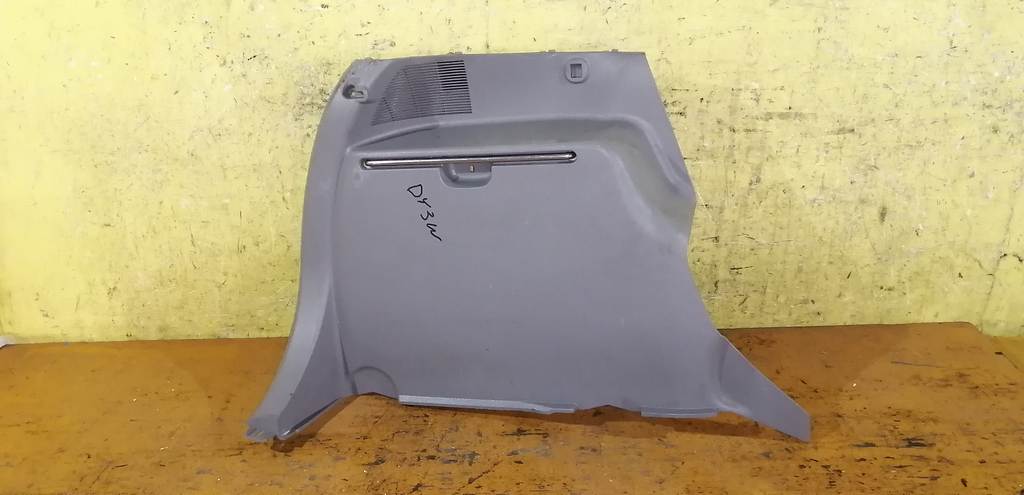 обшивка багажника Mazda Demio