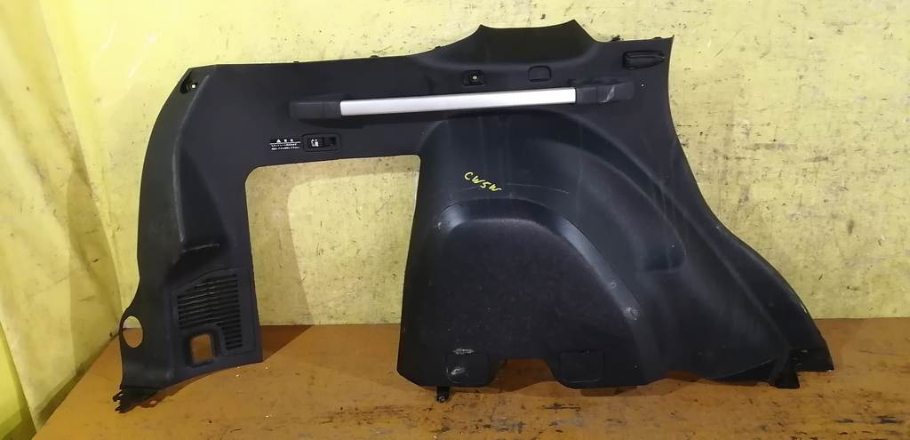 обшивка багажника Mitsubishi Outlander