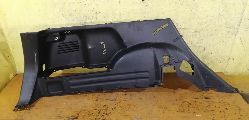 обшивка багажника Nissan X-Trail