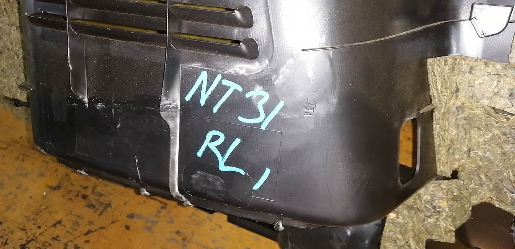 обшивка багажника Nissan X-Trail