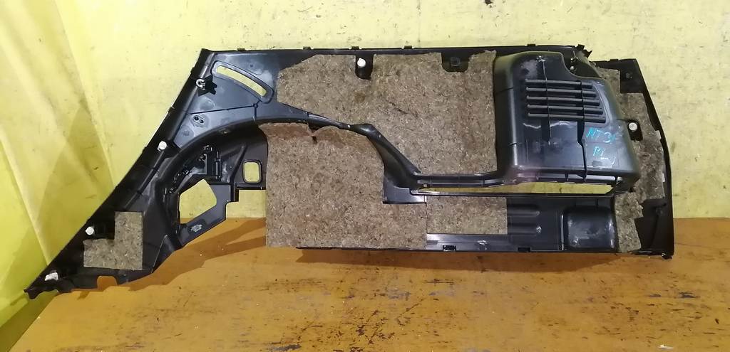 обшивка багажника Nissan X-Trail