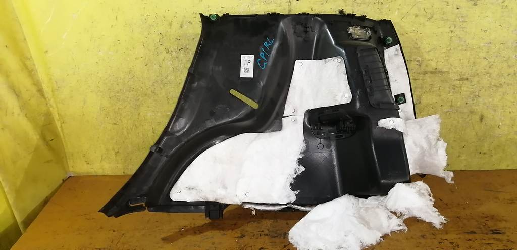 обшивка багажника Honda Fit