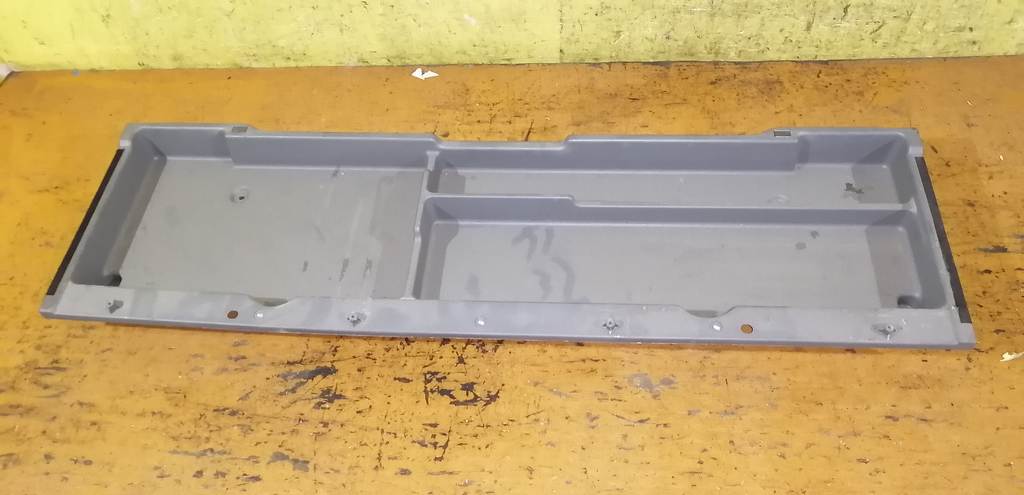 обшивка багажника Suzuki Escudo