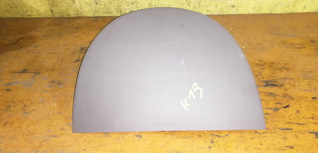 airbag пассажирский Nissan March