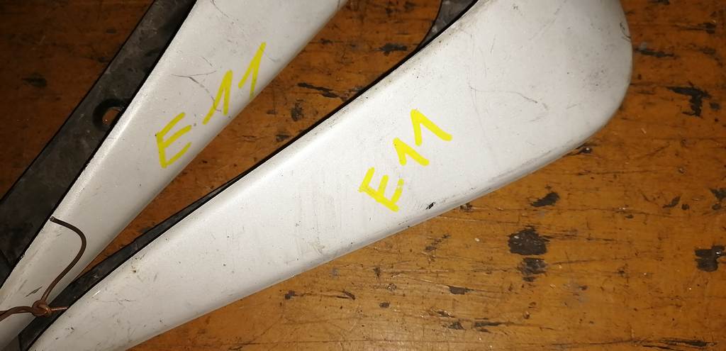 брызговик Nissan Note