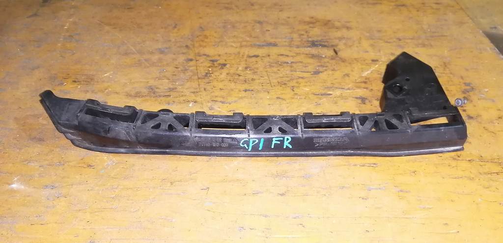 ресничка Honda Fit