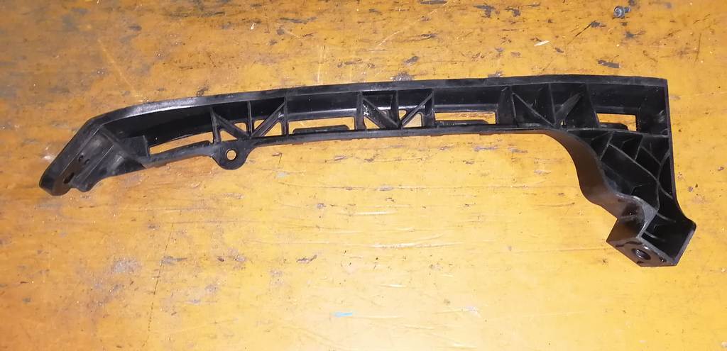 ресничка Honda Fit