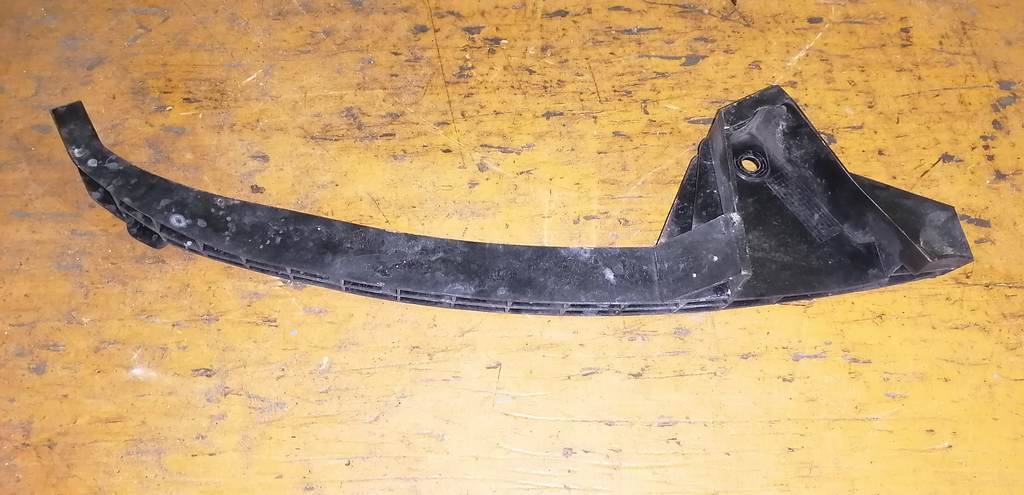 ресничка Honda Elysion