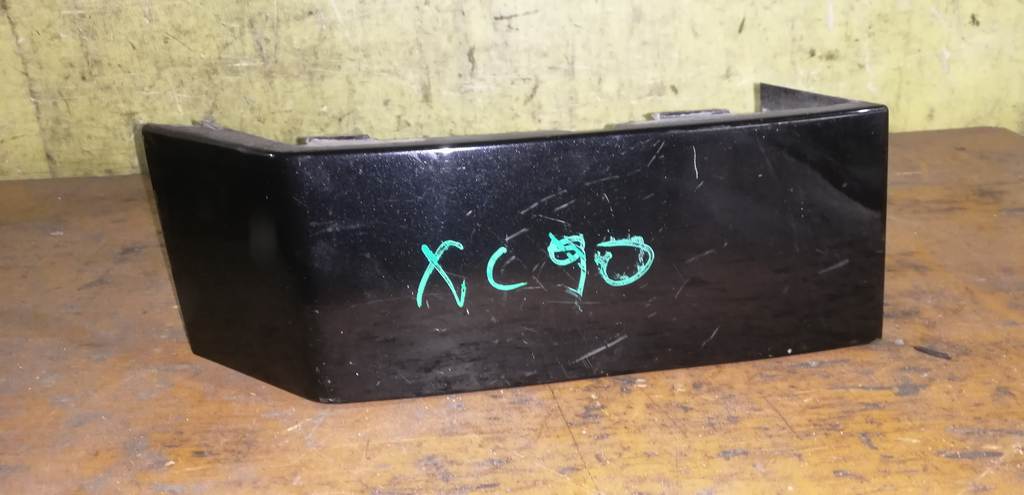 планка под стоп Volvo XC90