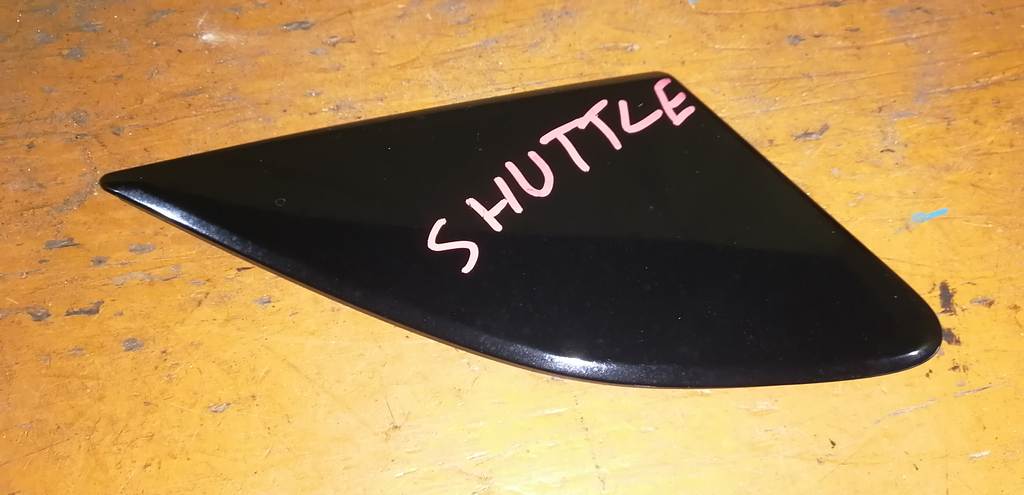 уголок крыла Honda Fit Shuttle