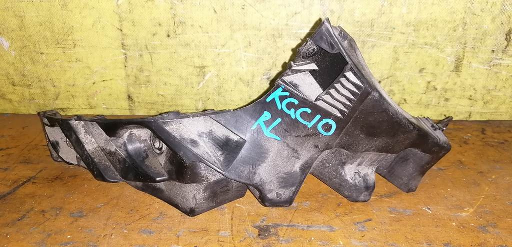 крепеж бампера Toyota Passo