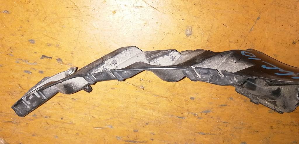 крепеж бампера Toyota Passo