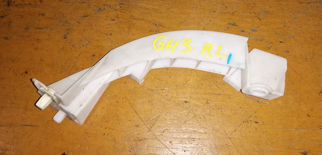 крепеж бампера Subaru Impreza