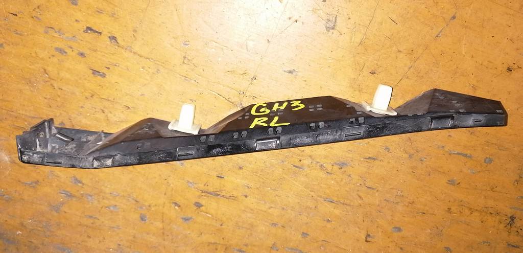 крепеж бампера Subaru Impreza