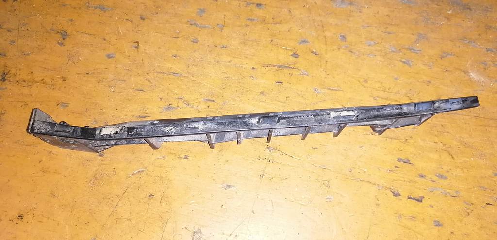 крепеж бампера Subaru Impreza