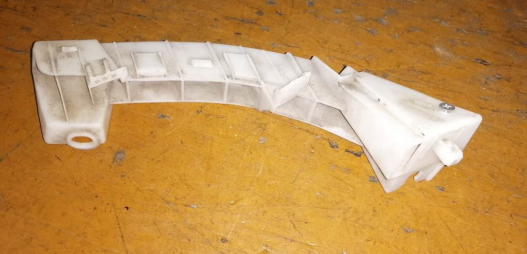 крепеж бампера Subaru Impreza