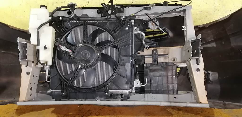 ноускат Nissan March