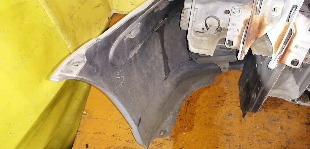 ноускат Nissan Sunny