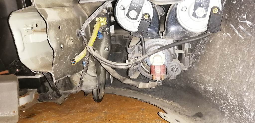 ноускат Subaru Legacy