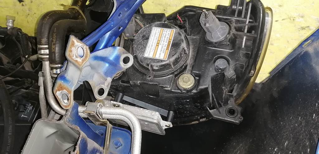 ноускат Mazda Demio