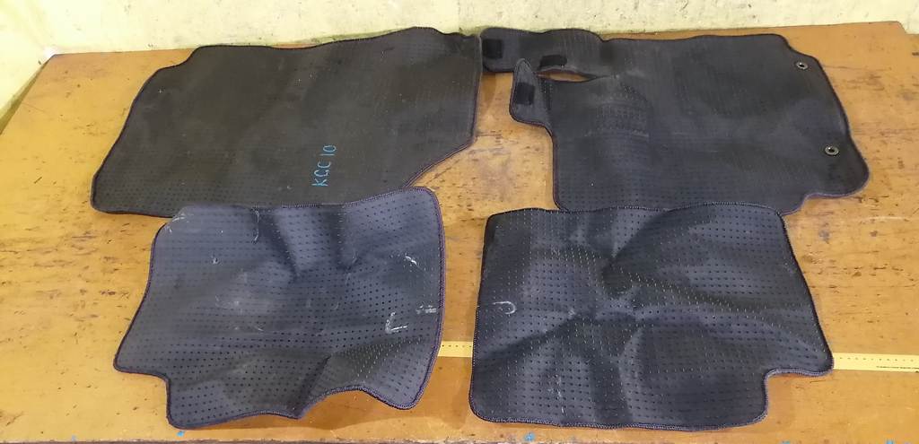 коврик Toyota Passo