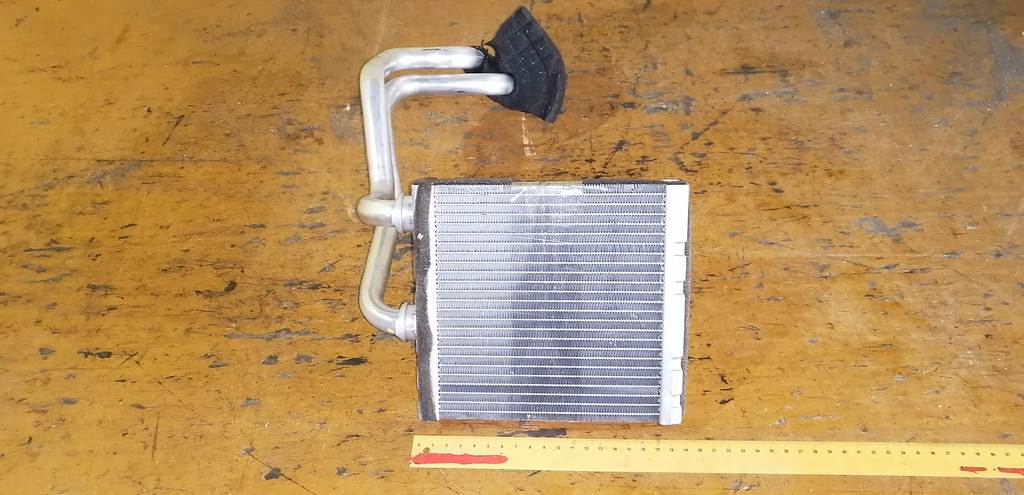 радиатор печки Nissan March