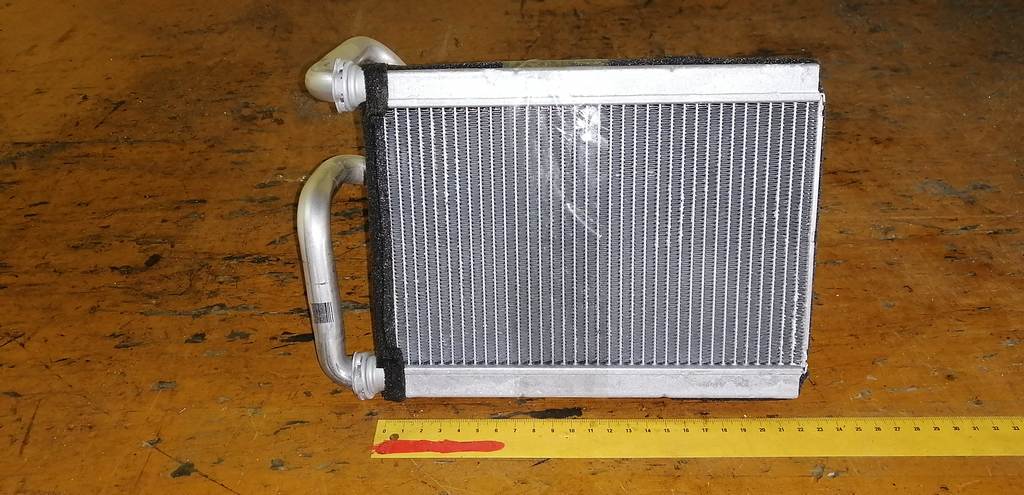 радиатор печки Toyota Funcargo