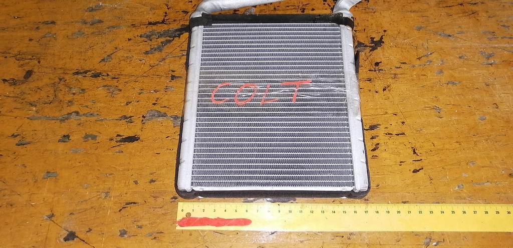 радиатор печки Mitsubishi Colt