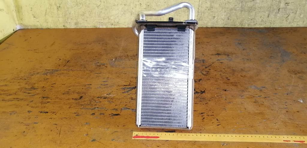 радиатор печки Subaru Impreza