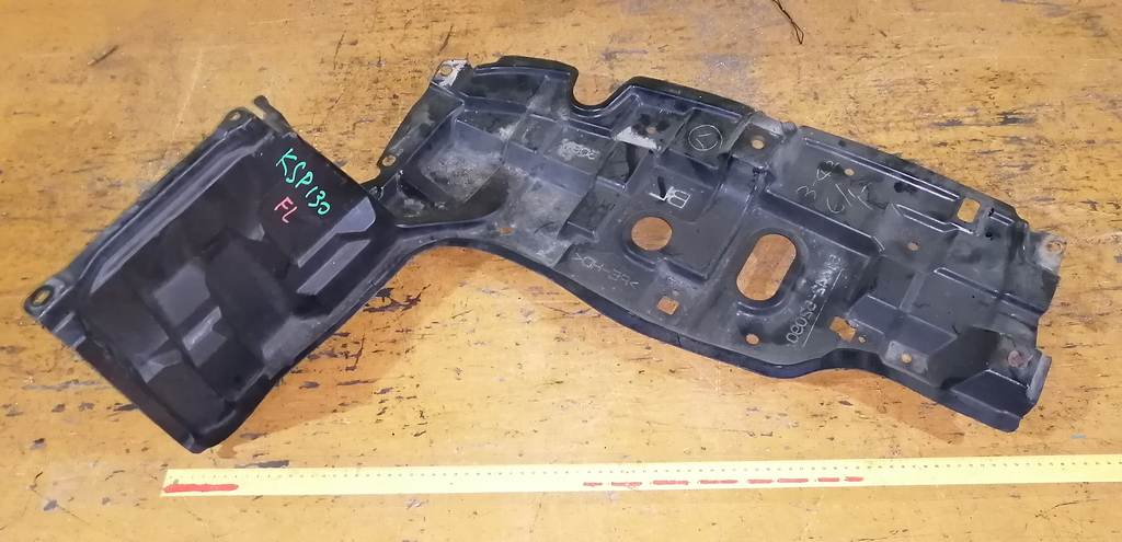 защита двигателя Toyota Vitz