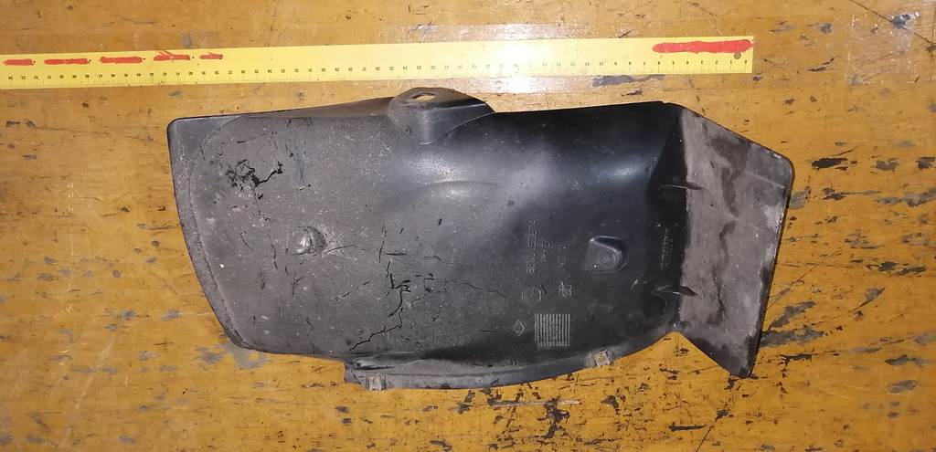 подкрылок Renault Kangoo