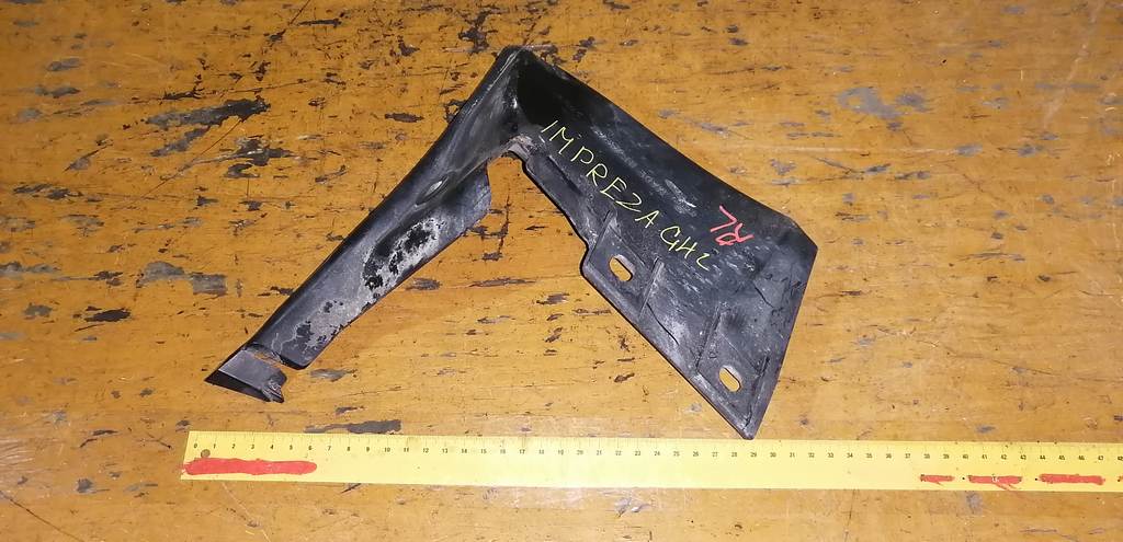 подкрылок Subaru Impreza