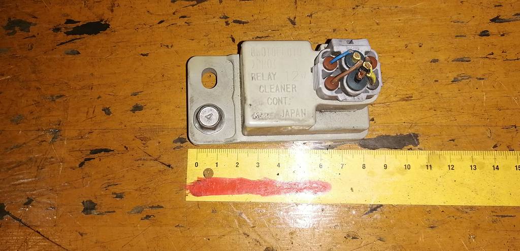 реле омывателя фар Subaru Legacy