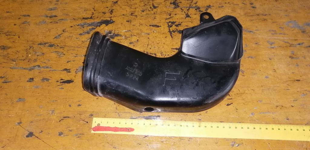 воздухозаборник Subaru Impreza