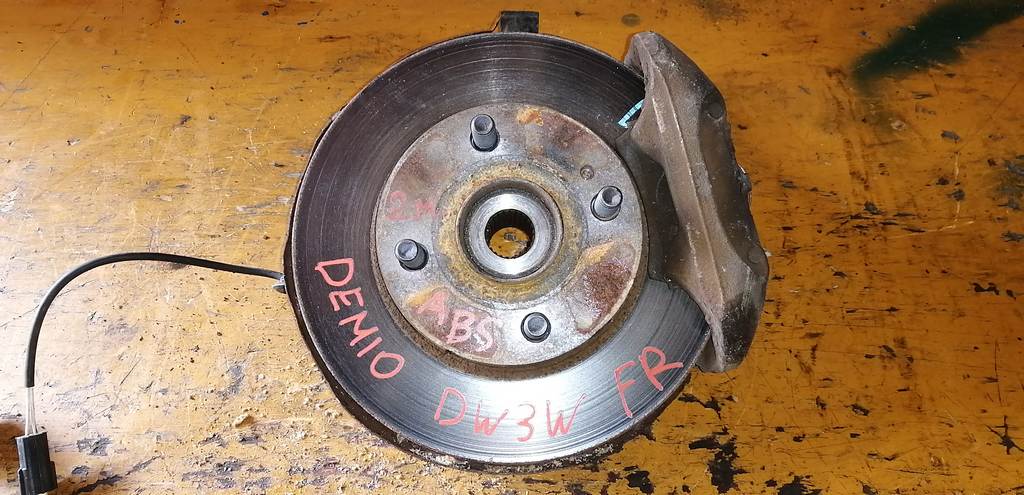 ступица Mazda Demio