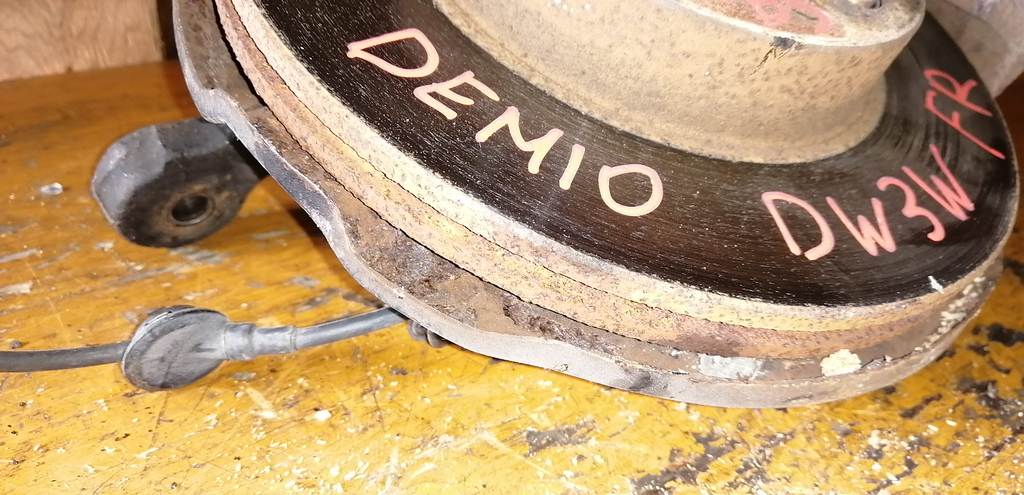 ступица Mazda Demio