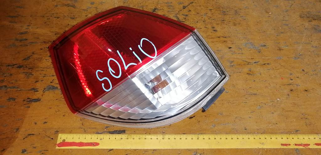 стоп-сигнал Suzuki Solio