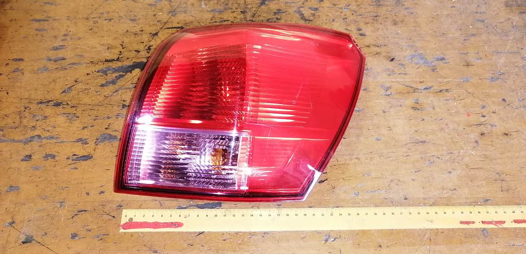 стоп-сигнал Nissan Dualis