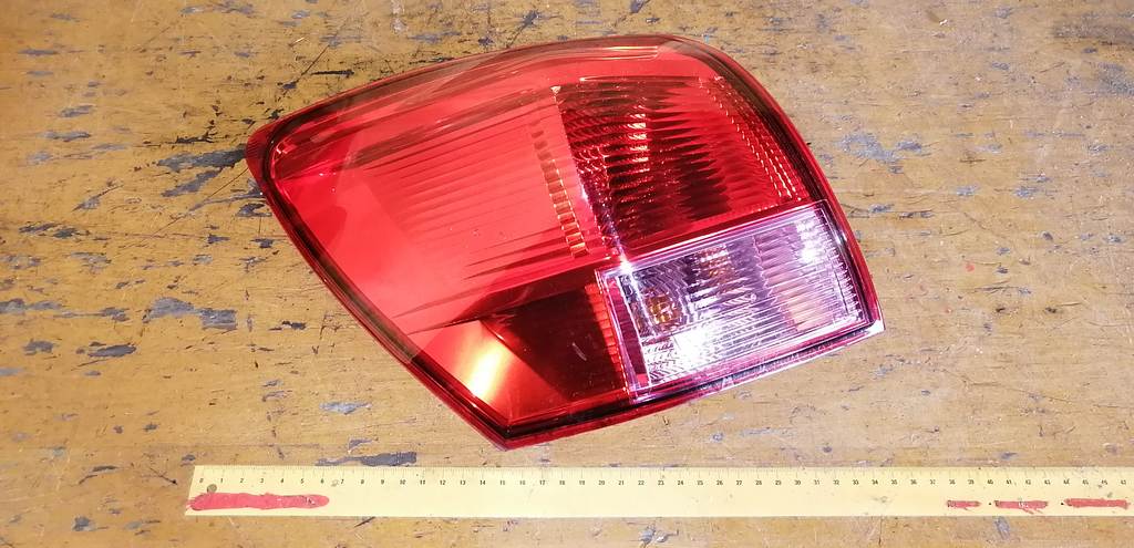 стоп-сигнал Nissan Dualis